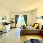 Vista Mar Piscina 아파트