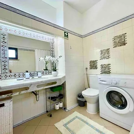 Vista Mar Piscina Апартаменты *